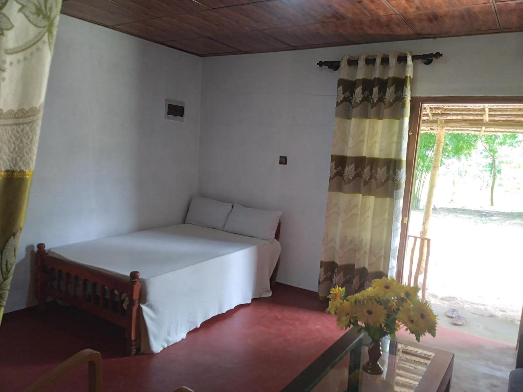Soma Cabana, Homestay & Restaurant Tangalle Zewnętrze zdjęcie