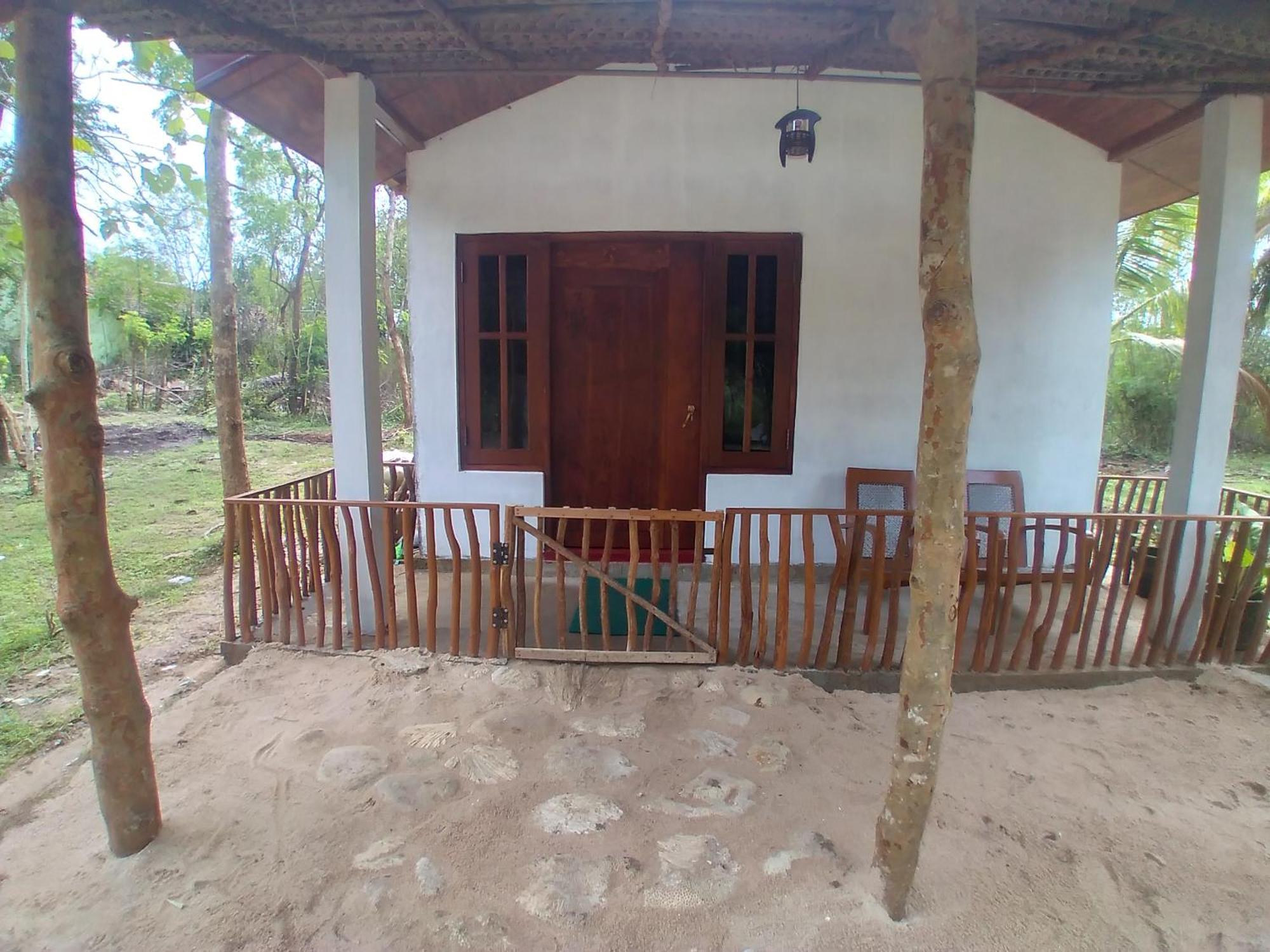 Soma Cabana, Homestay & Restaurant Tangalle Zewnętrze zdjęcie