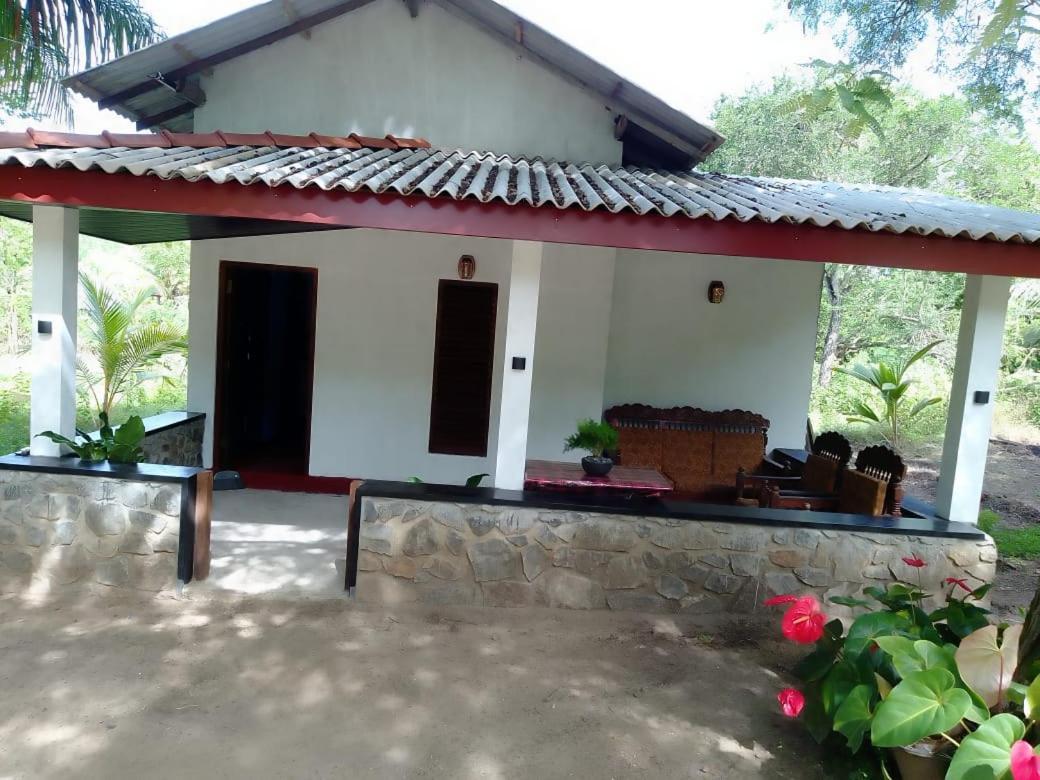 Soma Cabana, Homestay & Restaurant Tangalle Zewnętrze zdjęcie